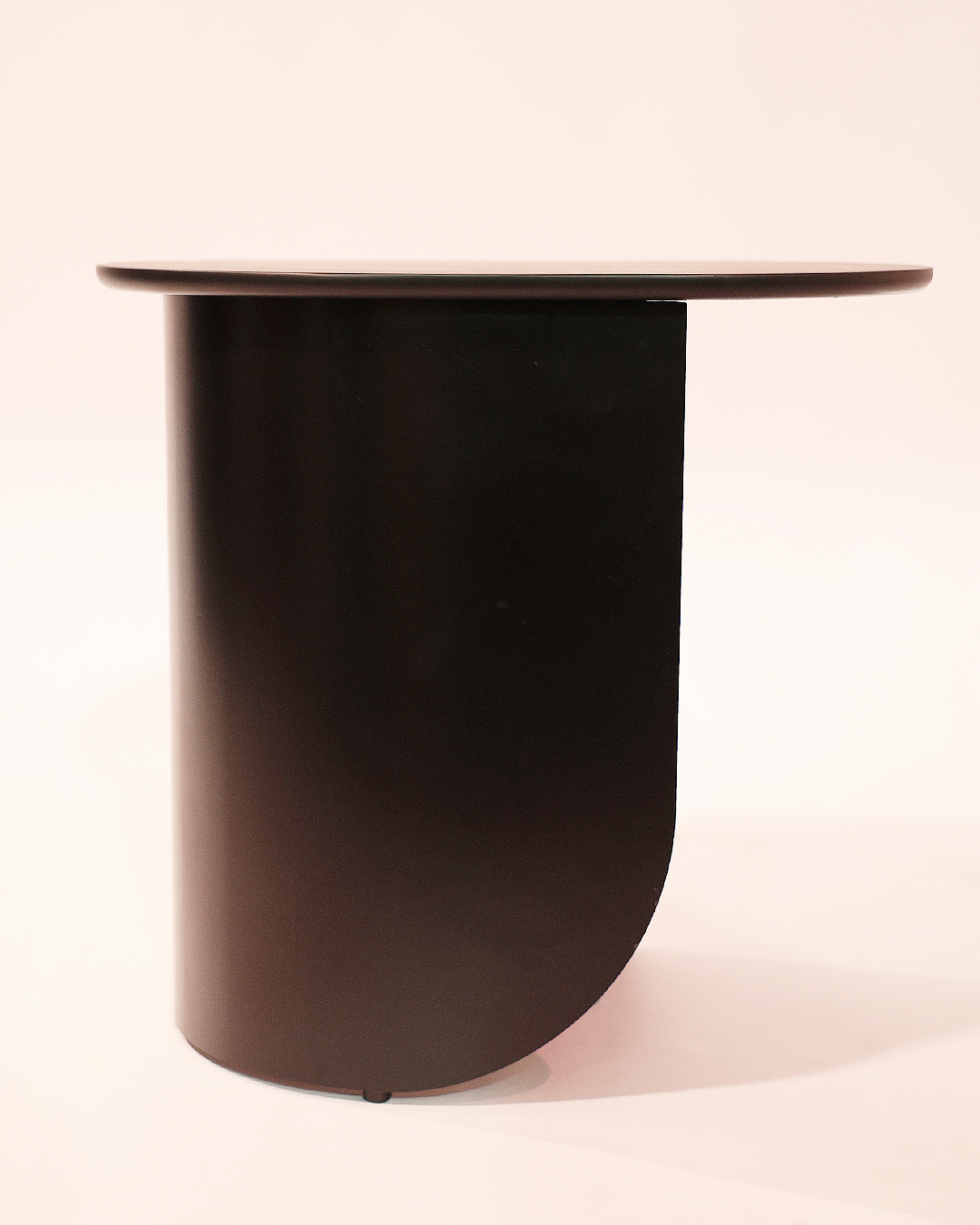 Half‑Moon Side Table — Matte Black